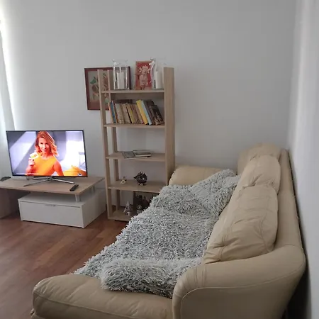 Kamienica Z Balkonem - Goscinne Reszel